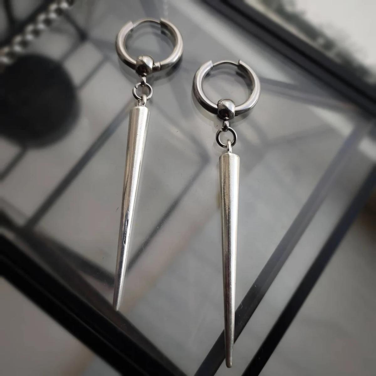 Exaggerated Gothic Cone Pendant Earrings for Women Ladies Personality Silver Color Drop Earrings Buckle Party Jewelry Wholesale