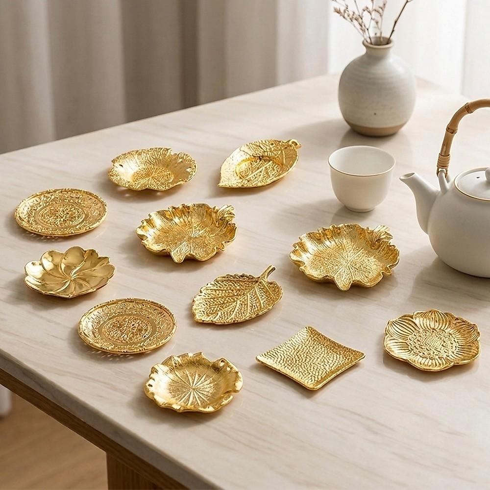 Chinesischer Stil Retro Metall Untersetzer Elegant Exquisit Isolierunterlage Hitzebeständig Goldener Tassenhalter Heimdekoration