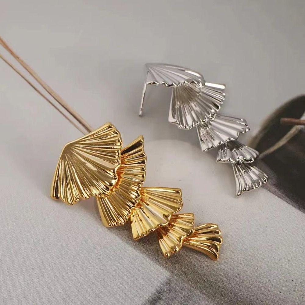Hook Piercing Fan Tassel Earrings Elegant Exaggerated Earrings Vintage Long Earrings  Women