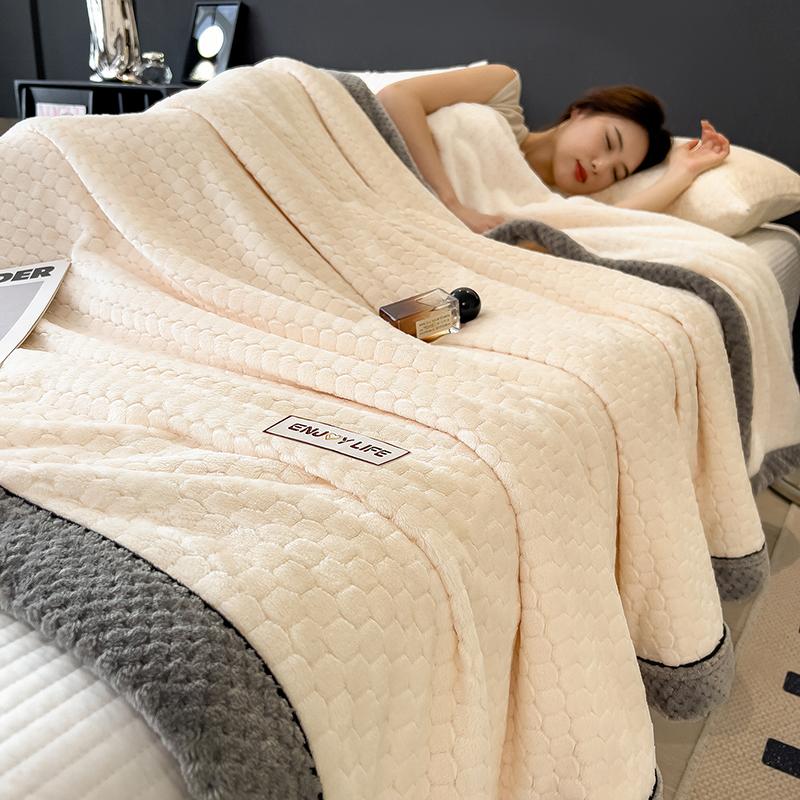 Coral Fleece Autumn Winter Warm Blankets for Bed Thicken Velvet Blanket Quilt Soft Comfortable Warmth Quilts Washable Machine