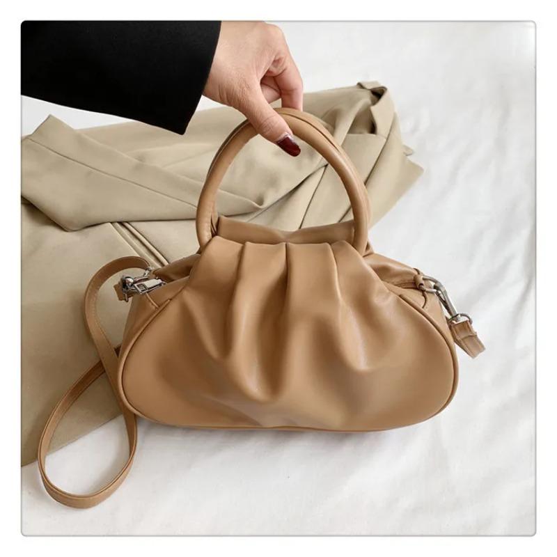 Vintage solid color pleated design women's bag, French style crossbody small bag, exquisite and elegant versatile handbag