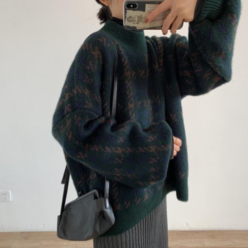 2025 Korean Style Women's Houndstooth Loose Pullover: Retro Knitted Round Neck Sweater for Autumn/Winter
