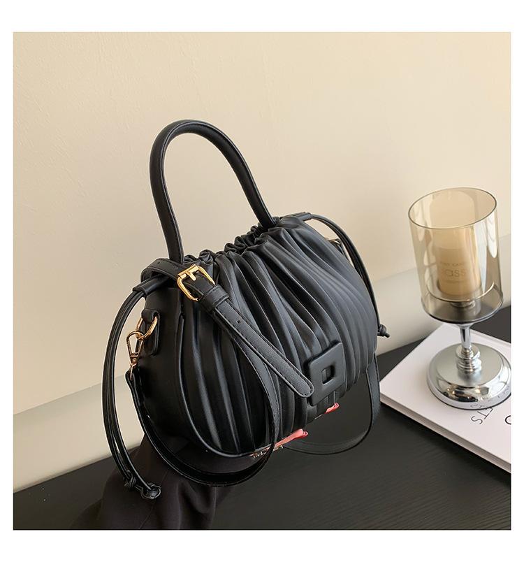 Luxury Women's Crossbody Bag PU Leather Casual Tote Shoulder Handbag Soft Surface Pure Color Bucket Bag for Spring Summer