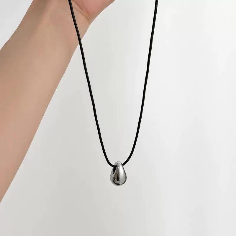 Jinruixi Minimalist Cold Style Glossy Metal Water Drop Black Leather Necklace for Women - Autumn Sweater Chain.