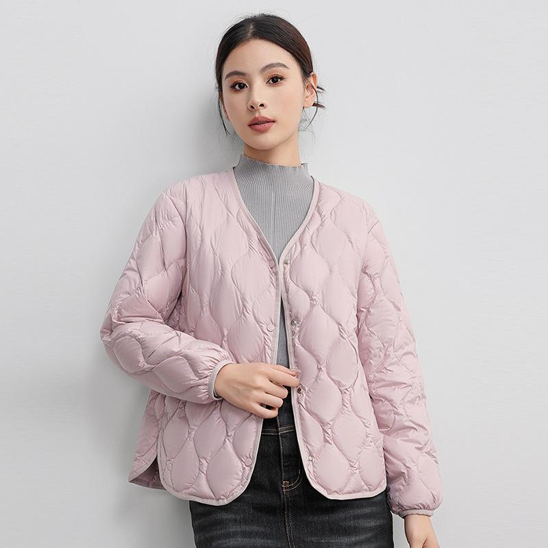 

White duck down light and thin inner with down liner women s 2025 winter fashion V-neck hooded temperament casual warm top S