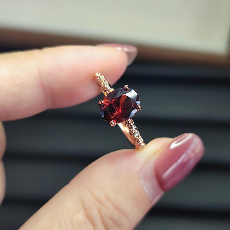 

Простое кольцо из граната цвета голубиной крови класса люкс для женщин, инкрустированное золотом и цирконием, продвинутое живое кольцо opening adjustable