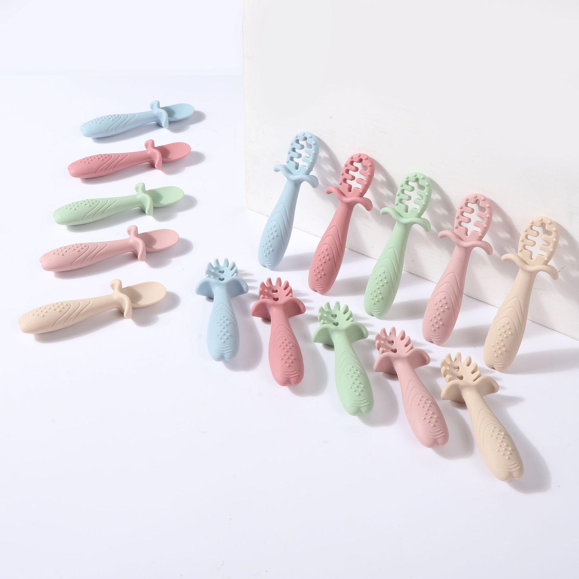 

Silicone Baby Food Scraper Spoon for Infants and Toddlers - Ideal for Puree and Complementary Foods Beige - Porridge Fork & Spoon 3-piece Set