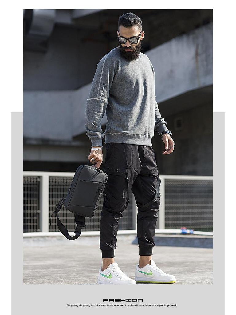2019 Men's Tech USB Shoulder Bag: Versatile Fashion for Outdoor Sports & Business