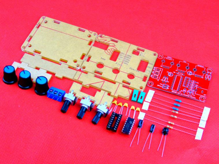 XR2206 Precision Signal Generator DIY Kit with Case