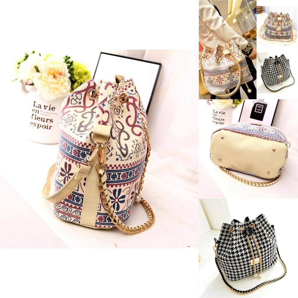 Classic Canvas Handbags For Women With Spacious Interior And Zipper Closure