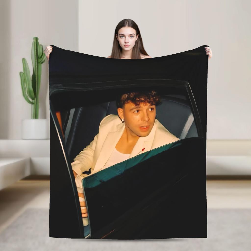 Rapper Quevedo Flannel Blanket Autumn Warm Throw Blanket for Girls Boys Bedroom Print Bedspread Sofa Bed Cover