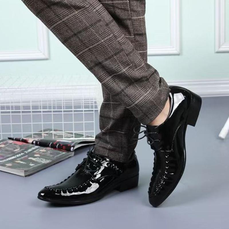 Solid Color British Style Men's Formal Shoes Bright Upper 2026 Luxury Designer Trend Leather Not Casual Cowhide Social Shoe Male