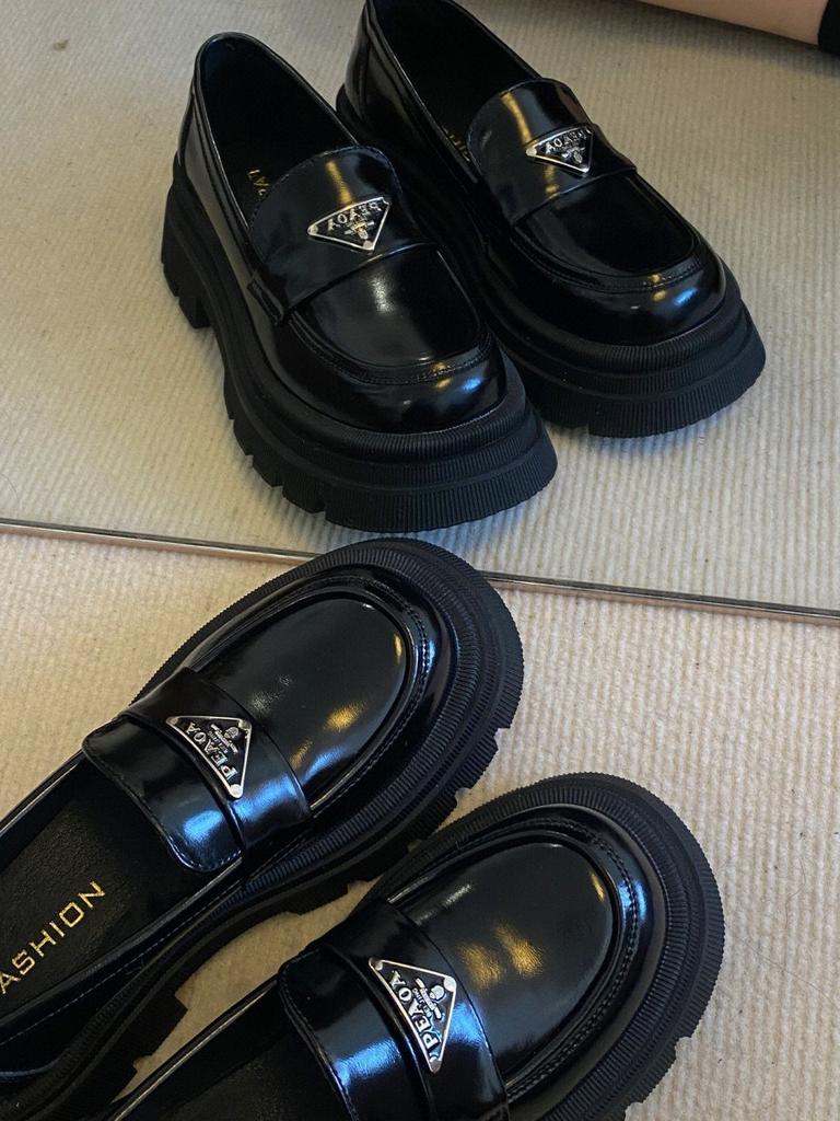 Loafers Women's Spring Retro Thick-soled Non-slip Square Head Small Leather Shoes Tide