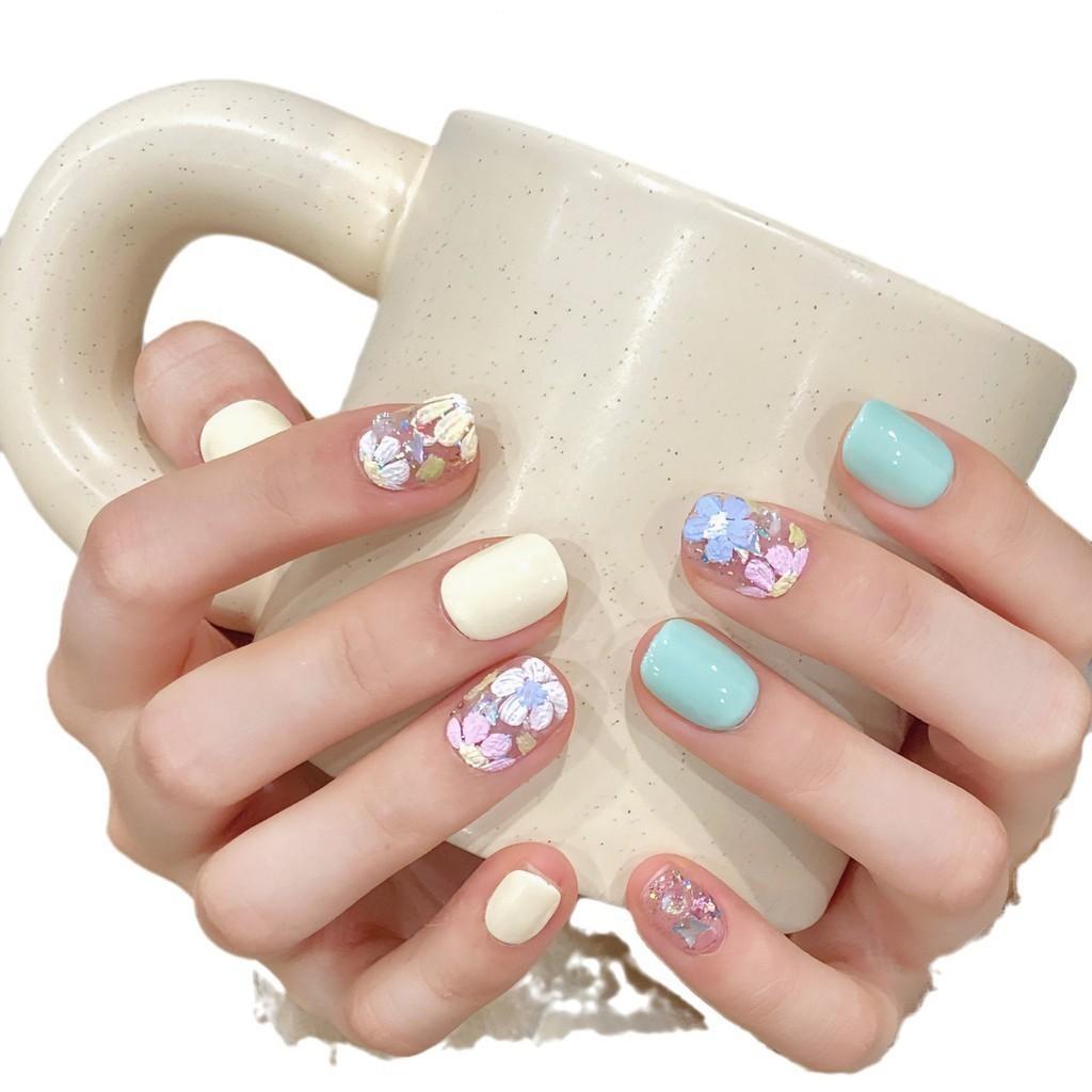 100% HANDMADE Short Round Fake Nail With Glue Dopamine Mint Mambo Butterfly Ice Cream Short Acrylic Press on Artificial Fake nails Reusable Nails