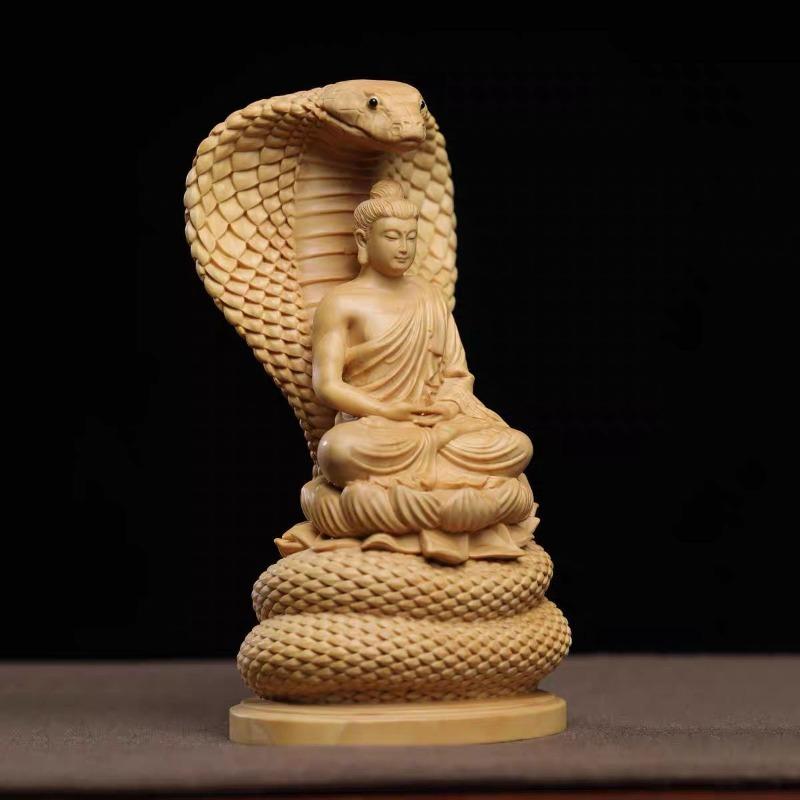 1PC Boxwood Carving Sakyamani Buddha Ornament Snake Protection Buddha Home Decoration Car Decoration Crafts