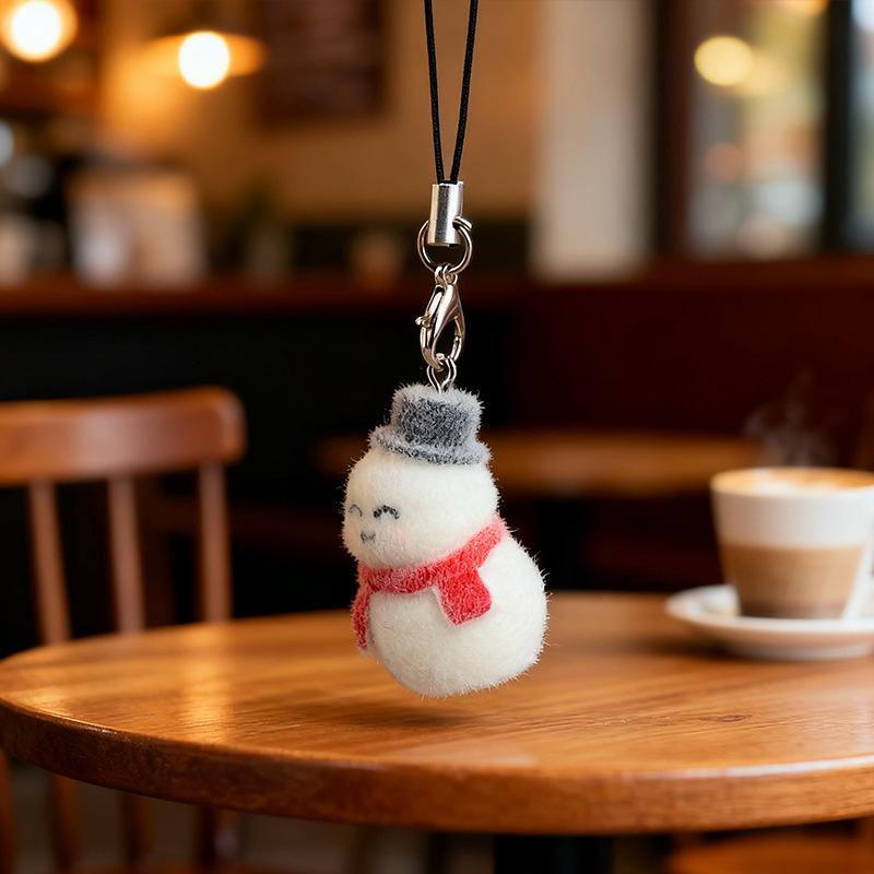Cute Flocked 3D Resin Bear Keychain Sweet Creative Student Phone Chain Pendant Bag Accessory Phone Strap Gift