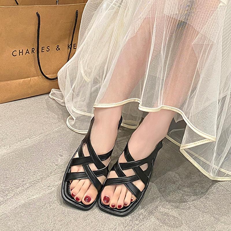 Fashion Smile Women Sandals Spring New Rubber Low Heel Square Toe Beach Sandals Korean Version Sandals Roman Retro Woven Fashion Sandals