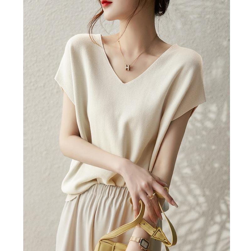 Summer New Thin Fashion Bat Sleeve Casual Loose Knitted Shirt Women Solid Elegant Ice Silk Blouse Women Simple Slim Office Ladies Shirts Tops 26633