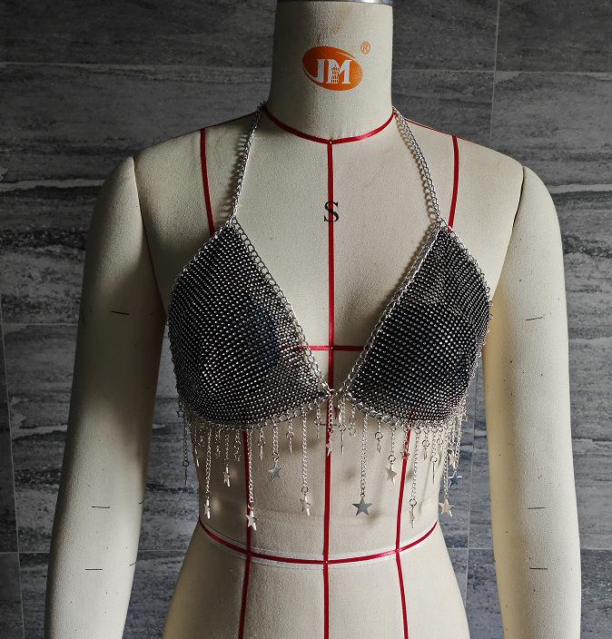 

Европейская и американская цепочка с кисточками из бриллиантов на шею One Size чёрный