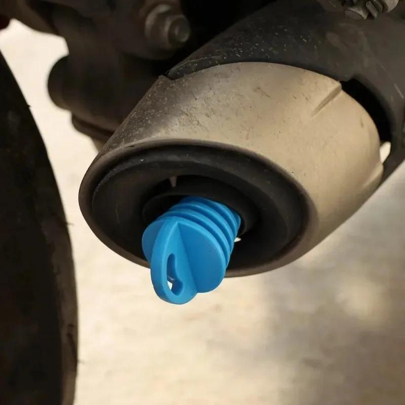 Universal Motorcycle Exhaust Plug Muffler Hole Cover Rubber Dustproof and Waterproof Protector Cap for Off-Road Bike Maintenance