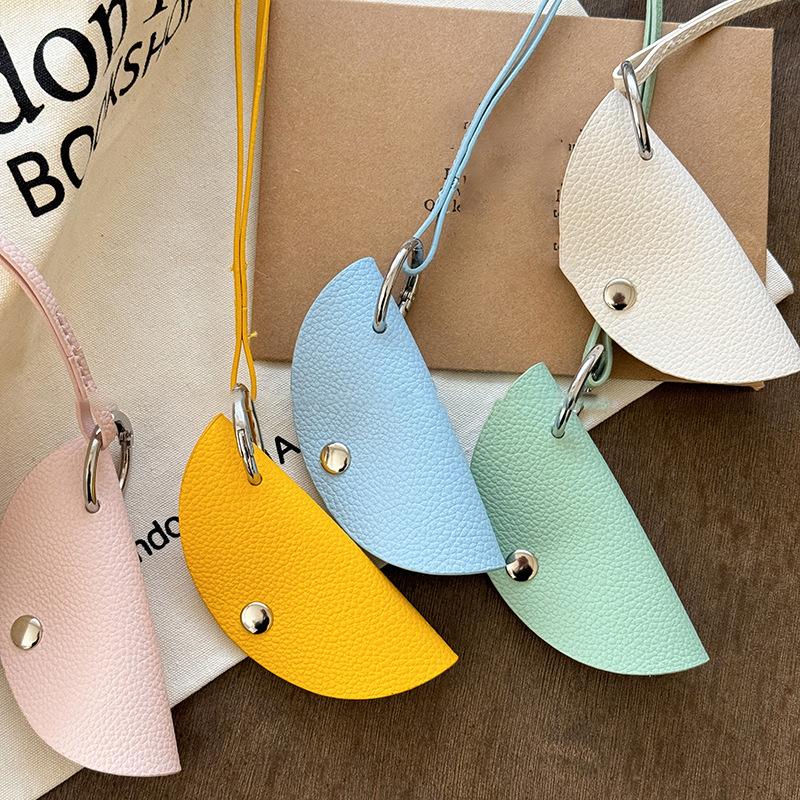 Frühlingsfarben Leder Knödeltasche Halskette Damen Halsbrillenclip Schmuck tragbar einfacher personalisierter Schmuck
