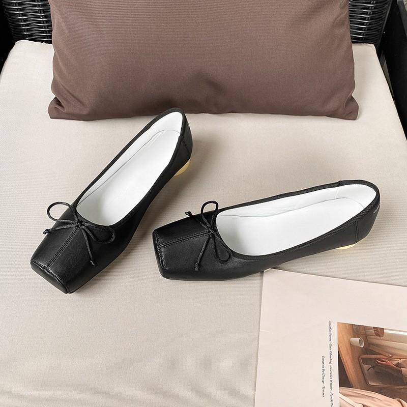 

Fashion New Spring 2025 Square Toe Ballet Shoes, French Low-Heeled Bow Shallow Mouth, Niche Flat Heel Mary Jane Single Shoes 40