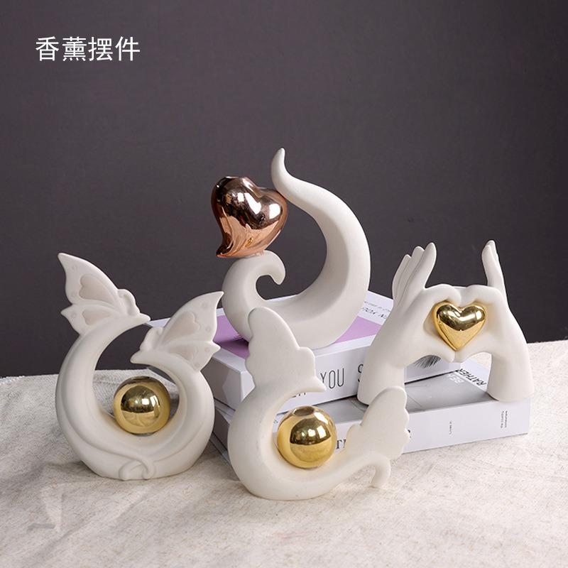 Christmas Ceramic Decoration Nordic Creative Small House Aromatherapy LED Tabletop Atmosphere Decorative Ceramic Crafts Fairy