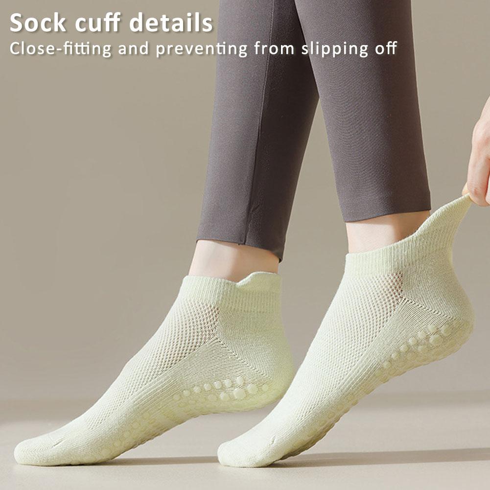 1 Pair Women Low Cut Socks Fitness Dance Yoga Socks Mesh Breathable Anti-Slip Floor Pilates Socks Professional Sprots Supplies