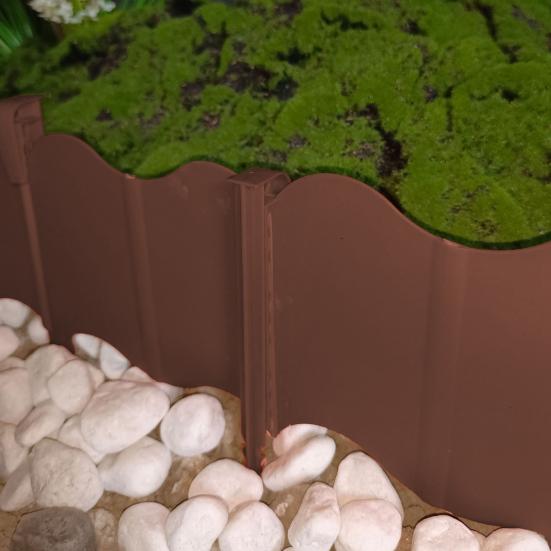 Garden Edging Border No-Dig Design Landscaping Edging Interlocking Plastic Edging Panels with Stakes for Lawn Flower Bed Fence Borders