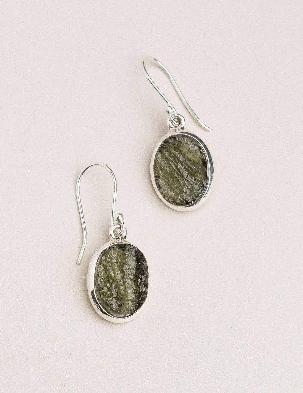 

Подлинный чешский молдавит, необработанный драгоценный камень, стерлинговое серебро 925 пробы, серьги ручной работы, эффектные женские серьги, подарок для нее. зелёный