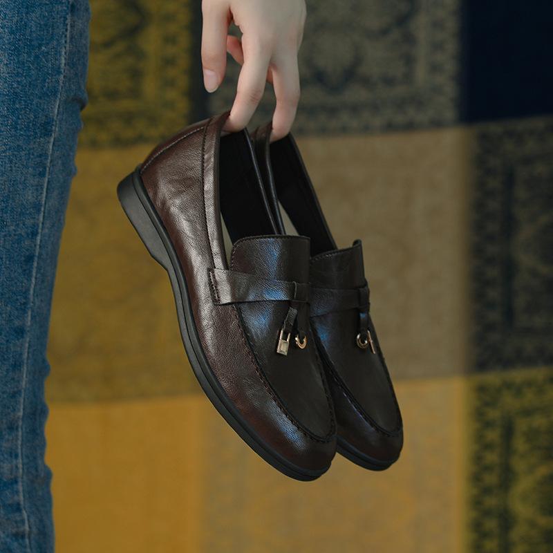 Sheepskin Version~ 2025 New Retro Versatile One-pedal Round Head Lock Not Tired Feet Lazy Casual Small Leather Shoes Women