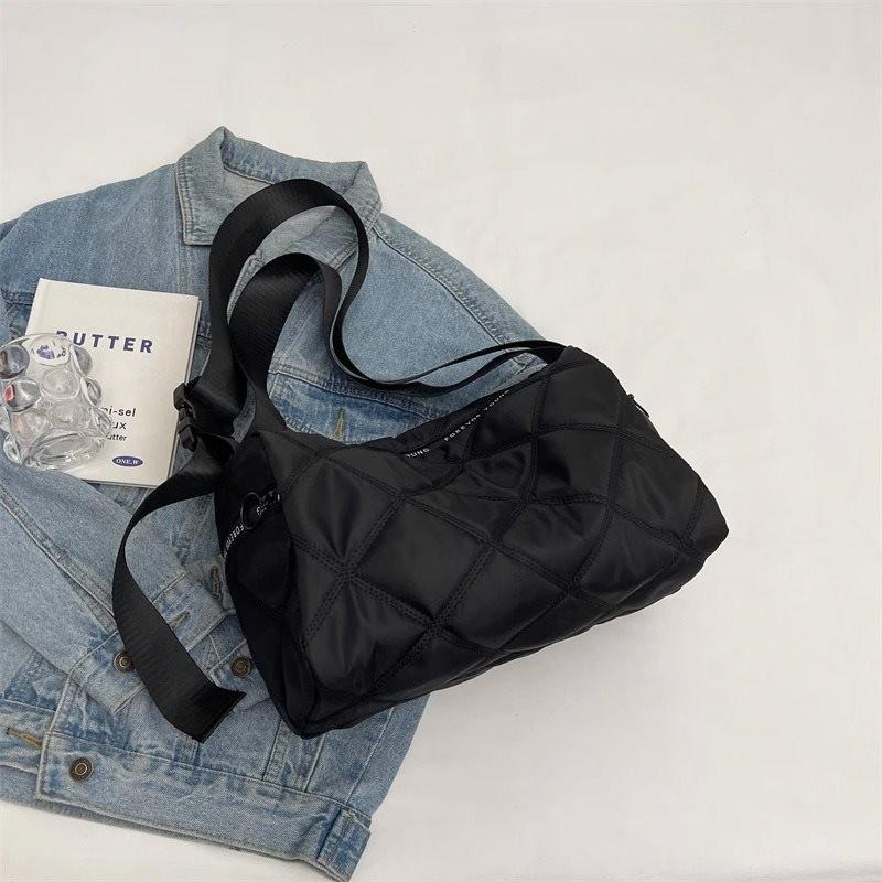 Стильная вместительная нейлоновая холщовая сумка через плечо для женщин в модном черном цвете Large Black