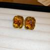 Maillard style retro tiger's eye stone round earrings women's autumn and winter high-end stud earrings small exquisite Internet celebrity jewelry