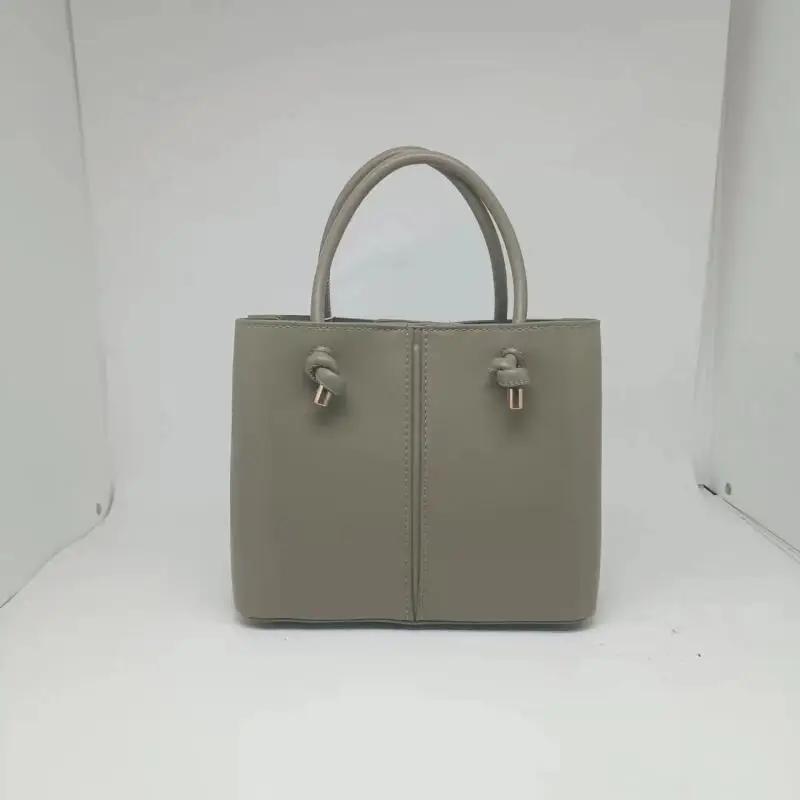 New Square Bags Fashion Women'S Small Niche Design Bucket Bag Shoulder Bags Retro Commuter Leisure Female Crossbody Bags Handbag