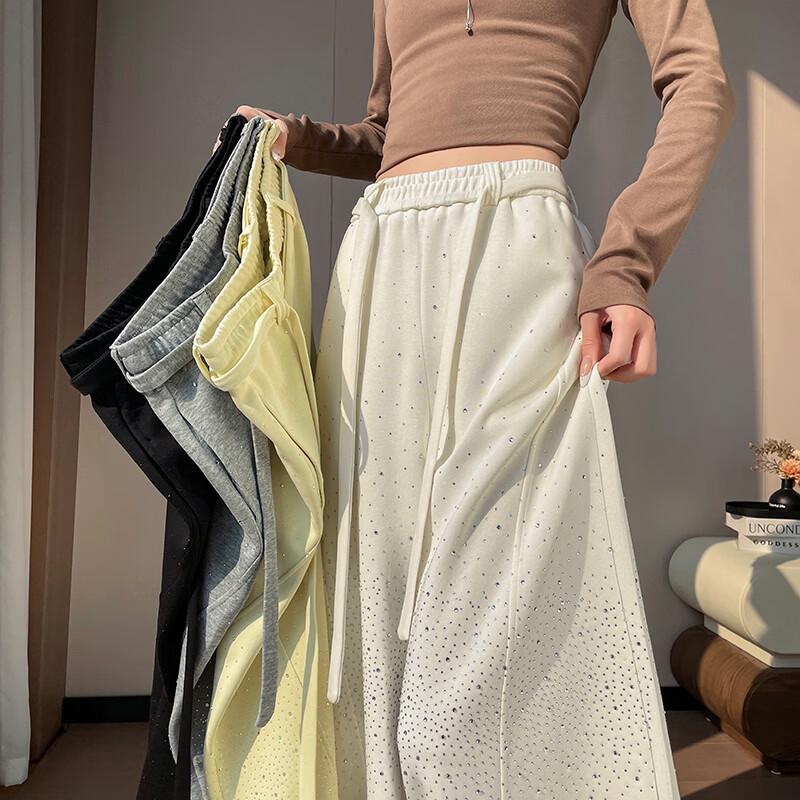 La Chapelle Sparkling Rhinestone Casual Pants