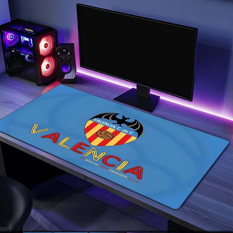 Valencia Crest Design Mouse Pad, Rubber Base, Mouse Pad for Gamers and Office Use, Gaming Desk , Easy To Clean Mat Christmas Fan Gifts