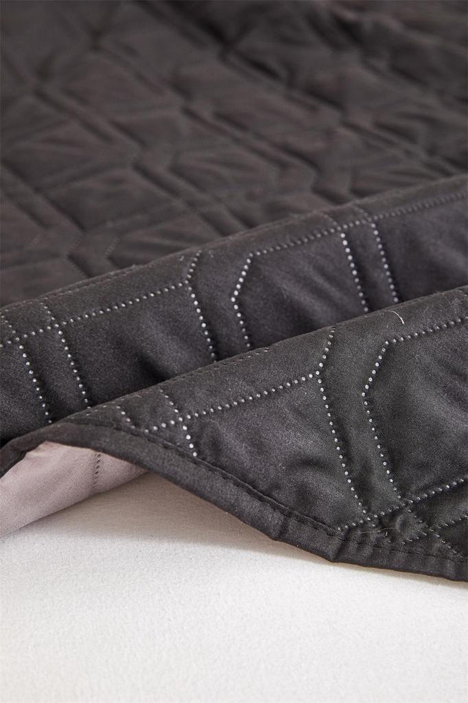 Waterproof Pet Mattress Cover: Dustproof, Anti-Slip, Anti-Urine Protective Sofa Pad for Cats and Dogs