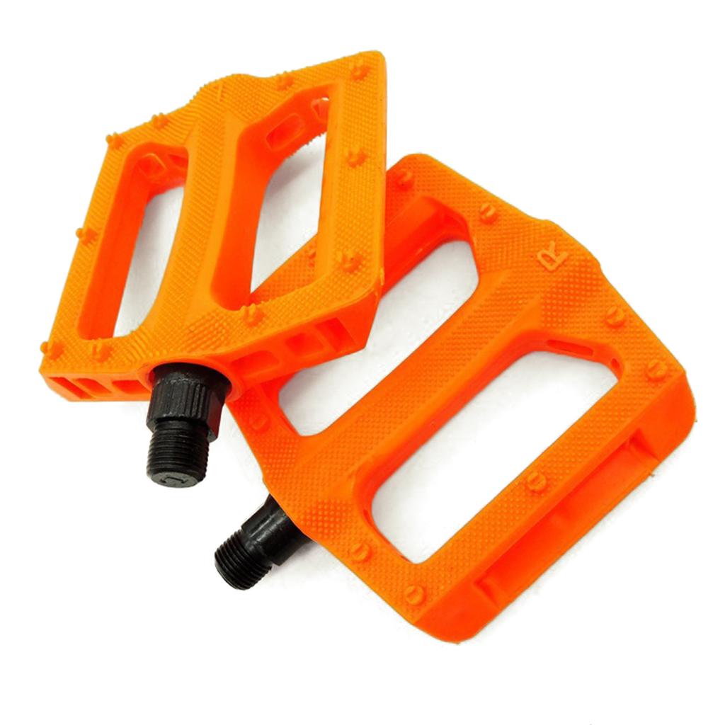Plastic Mountain Bicycles Pedals Light Weight Hollow Nonslip Bicycles Pedals Replacement Wide Thick Cycling Pedals