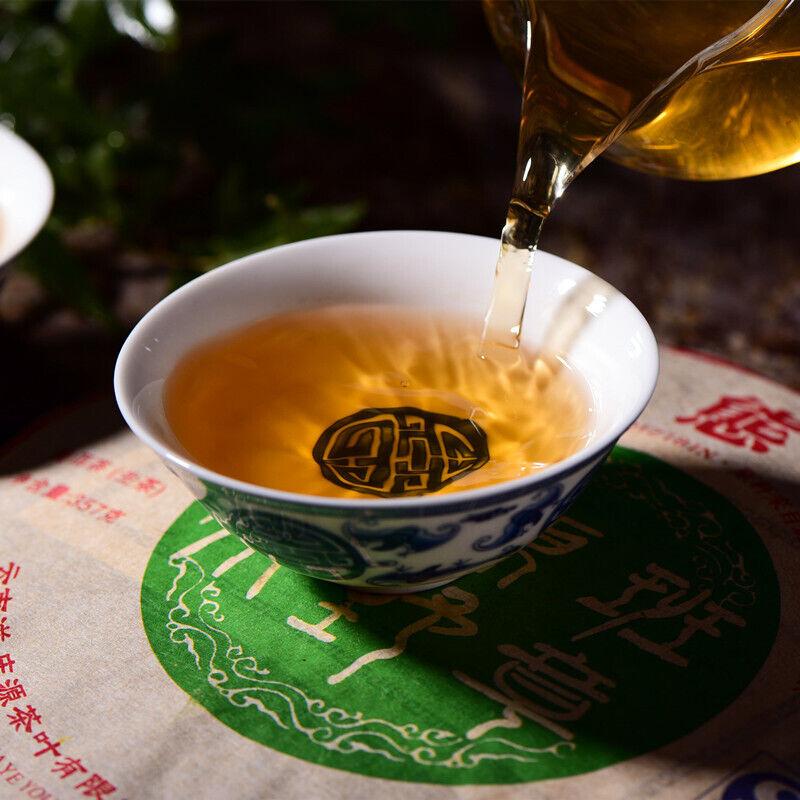 High Snow Mountain Old Tree Tea Pu-er/Puerh/Pu'er Tea Qizi Tea Cake Raw Tea 357g