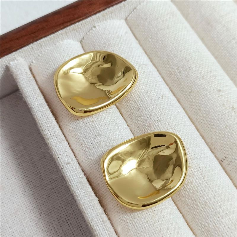 Neue Unregelmäßige Metall-Ohrringe Für Frauen Retro Trendiges Ohrringdesign Schlichtes Temperament Senior Modeschmuck