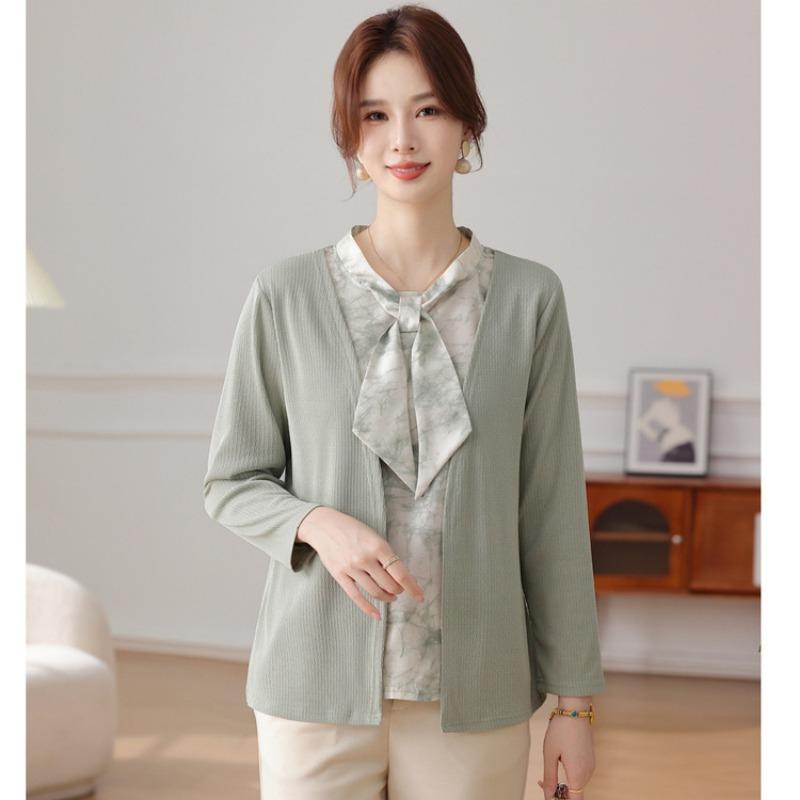 Mom's Spring and Autumn Clothes New Fake Two-piece Top Fashion Middle and Old Women's Clothing Temperament Long-sleeved Bottoming Shirt Women