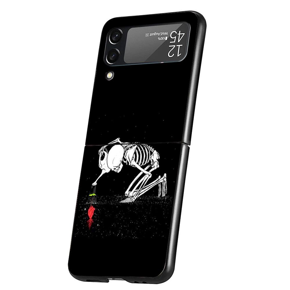 

Human Skeleton Red Rose Phone Case For Samsung Galaxy Z Flip 7 6 5 4 3 5G Cover ZFlip7 ZFlip6 ZFlip4 ZFlip5 ZFlip3 Coque Fundas Samsung Z Flip 4