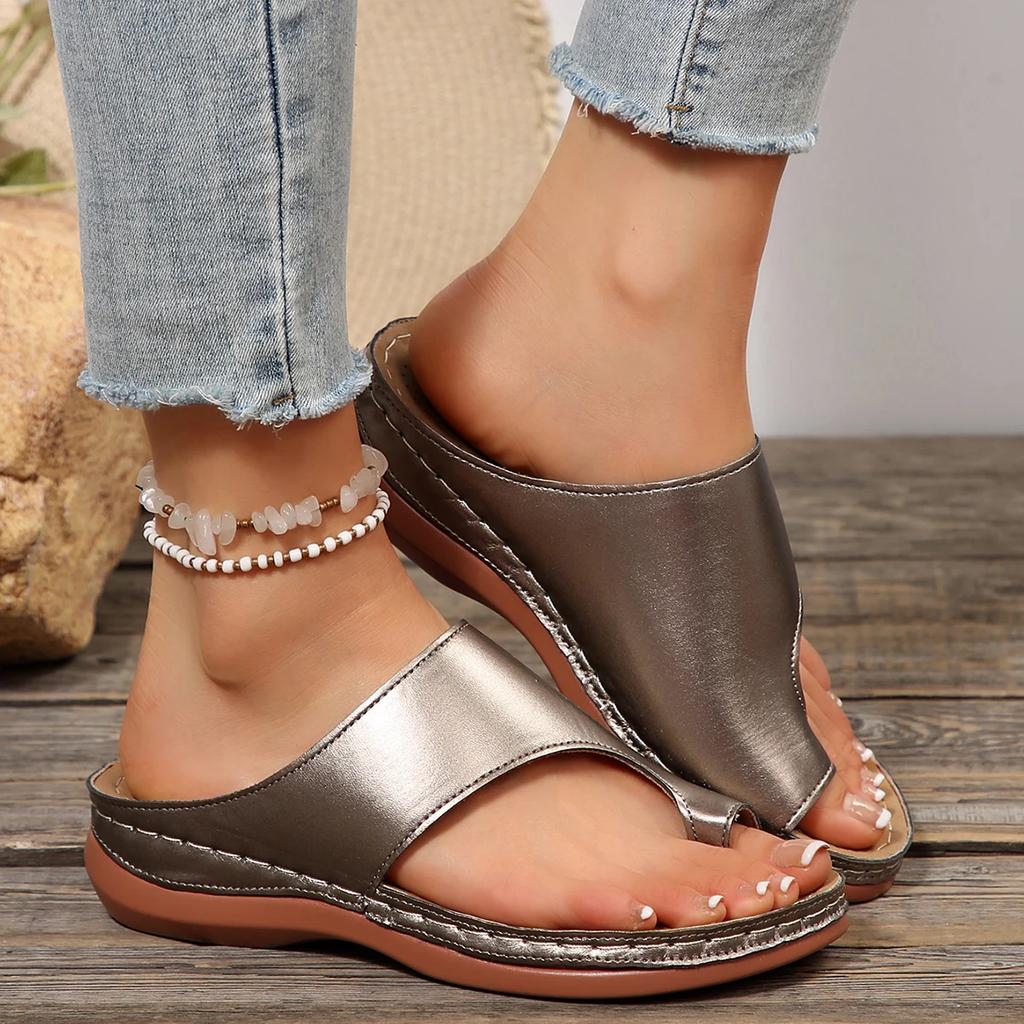 Fashion Gold Slip Toe Soft Sole Sandals Women Summer 2025 Comfortable Platform Casual Slides Woman Pu Leather Plus Size Flat Slippers