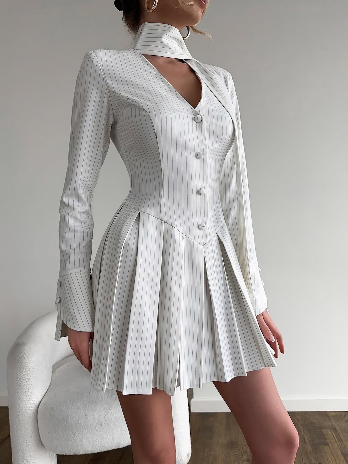 

2026 European & American Striped Long-Sleeve Dress with Halter Neck Ribbon & A-line Skirt S