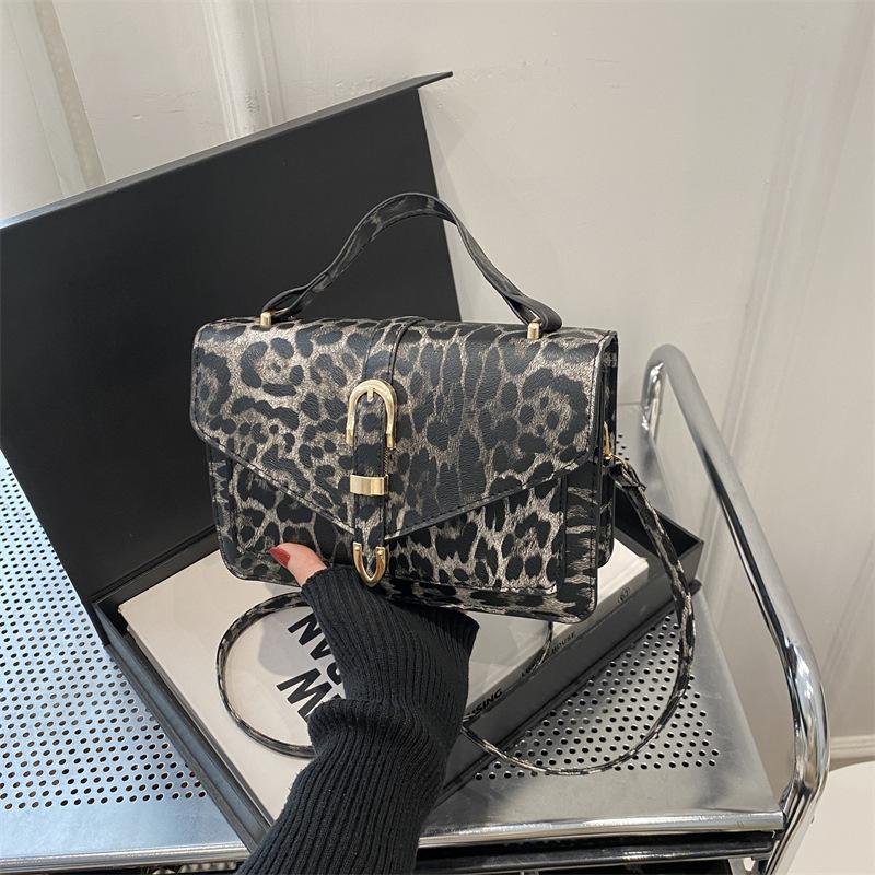 Leopard Print Bag Women's Bag 2025 New Trendy Fashion Versatile Shoulder Bag Messenger Bag Retro Design Small Square Bag