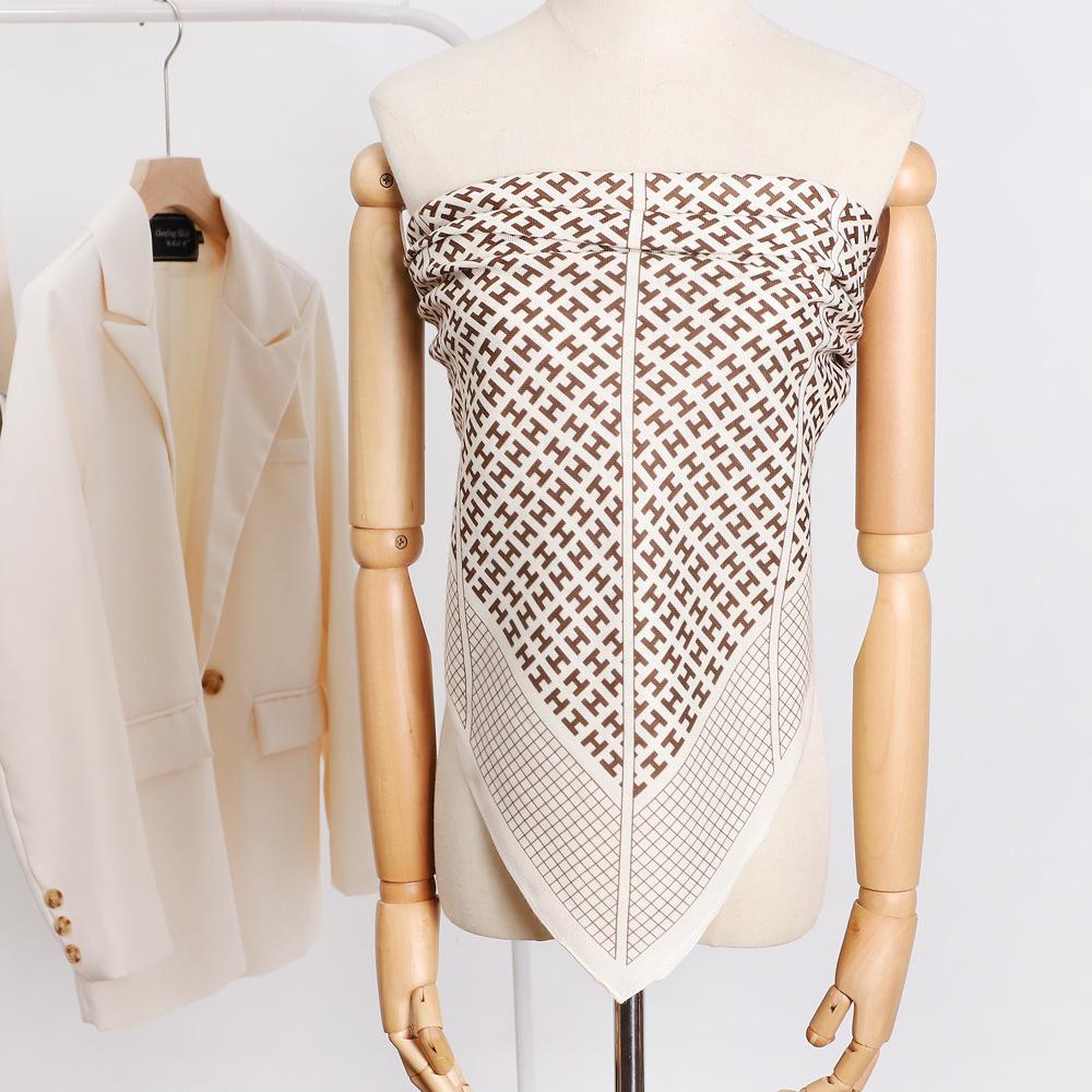 Wiosenno-letni satynowy długi szalik dla kobiet, szal z filtrem przeciwsłonecznym, modna scena piękna, satynowy długi szalik, uniwersalny szalik podróżny