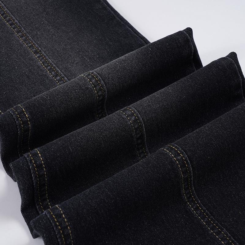 Women's 2026 Spring Retro Micro-Flare Black Jeans: Slimming, Body-Shaping, Low-Rise Long Pants