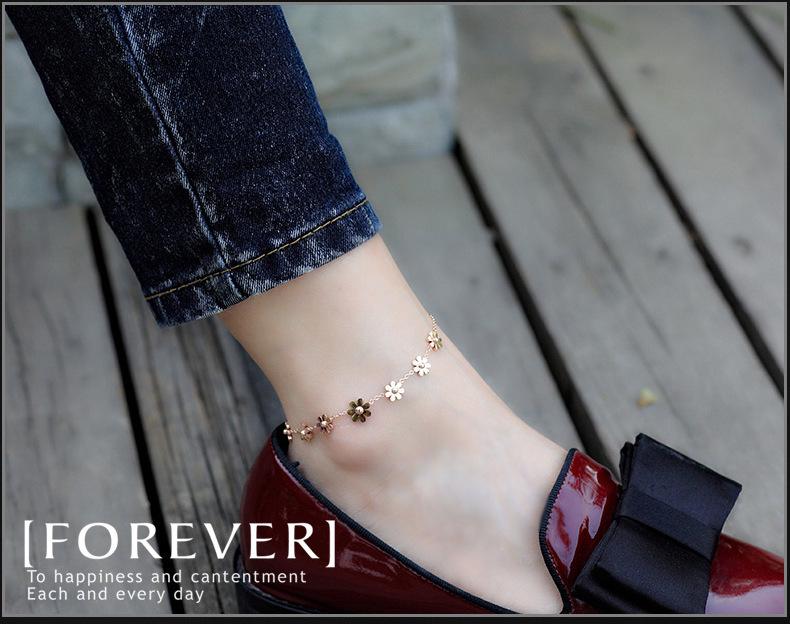 Korean-Style Daisy Flower Titanium Steel Anklet for Women