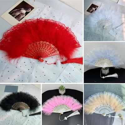 Vintage Skládací vějíř z peří a krajky s třásněmi Přenosný letní ruční vějíř Dekorace Rekvizity pro taneční vystoupení Párty doplňky