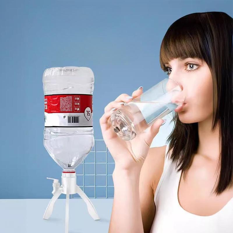 Portabottiglie triangolare per acqua minerale semplice dispenser d'acqua Shanquan bottiglia da 5L portabottiglie d'acqua portagoccia invertito